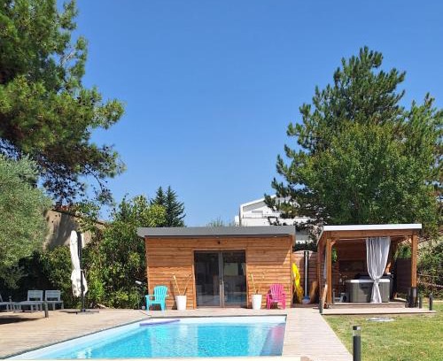 Monteux Apartment | Le Pin Penché