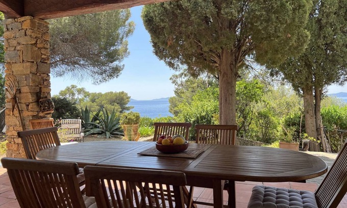 Rayol-Canadel-sur-Mer House | Les Stoechades 5 minutes from the beach on foot