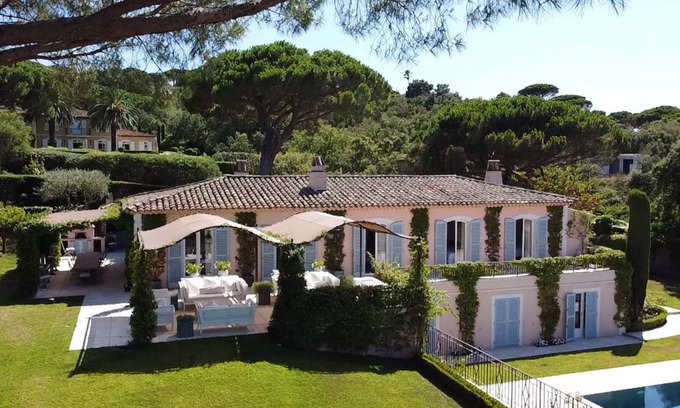 Cote d'Azur- French Riviera Villa | Luxury 7 Bedroom Sea View Villa