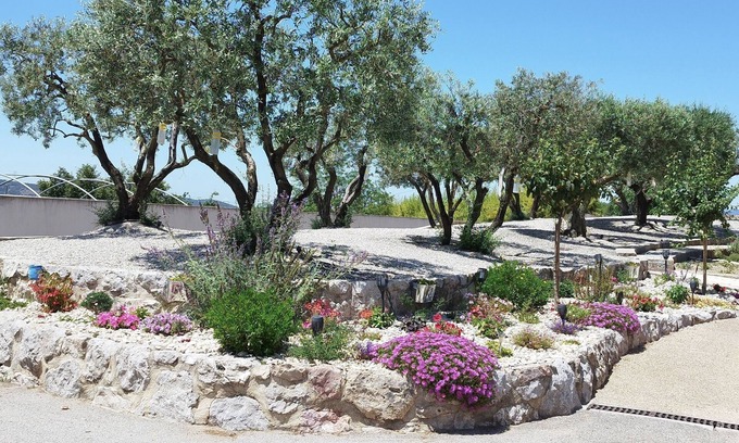 Villelaure House | Maison de Vacances Tout Confort à la Campagne sud Luberon