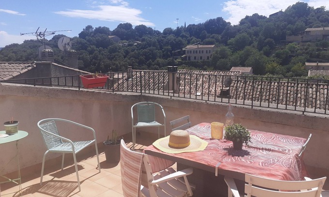 Ginasservis House | Maison de Village Originale et Entièrement Rénovée Avec Toit Terrasse
