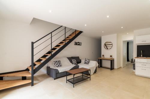 16th Arrondissement House | Maison familiale neuve