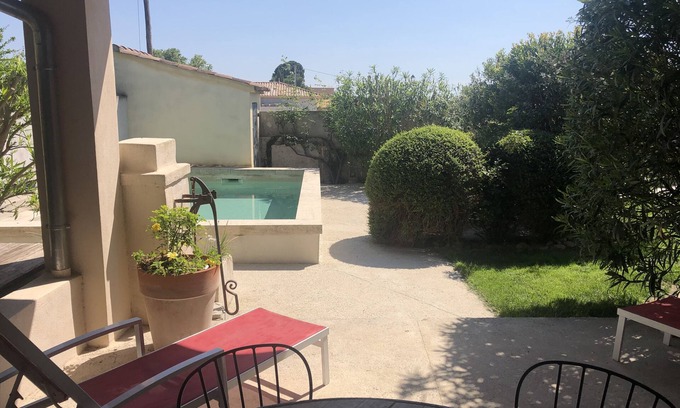 Vacqueyras Cottage | Promotion Gite "Le Cabanon" 2 to 4 persons