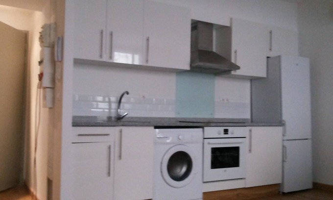 Avignon City Centre Apartment | Renovated, two-room flat with air-conditioned, Vernet district, in city centre