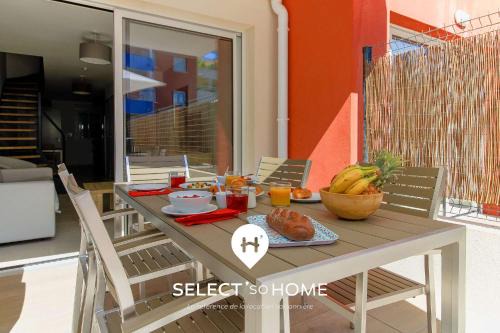 La Faviere Apartment | SELECT'SO HOME - Vacances au Poséidon - Duplex 6 personnes, parking privé, piscine, animaux admis - POS-B