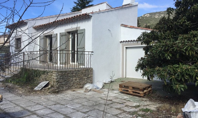 Signes House | SIGNS VAR campaign - 10 minutes from the Castelet circuit - 20 minutes from the sea !