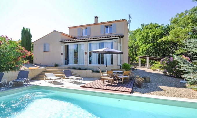 Gargas House | Stunning private villa for 6 people with A/C, private pool, TV and terrace