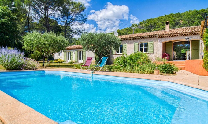 Figanieres House | Stunning private villa for 8 people with private pool, WIFI, TV and terrace