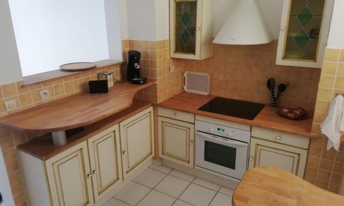 Carry-le-Rouet Apartment | T2 CARRY LE ROUET CENTRE VILLE PROCHE DE LA MER