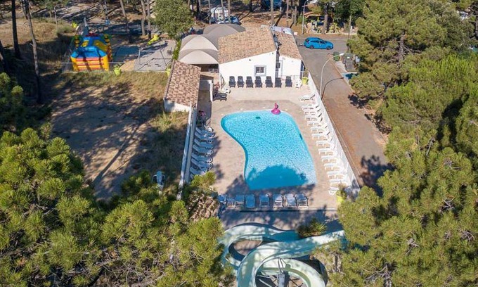 Mondragon Other | Tent ∙ 2 bedrooms ∙ 4 guests