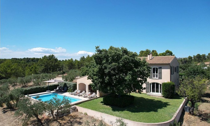 Mouries Villa | Villa air-conditioning Alpilles view Mouries
