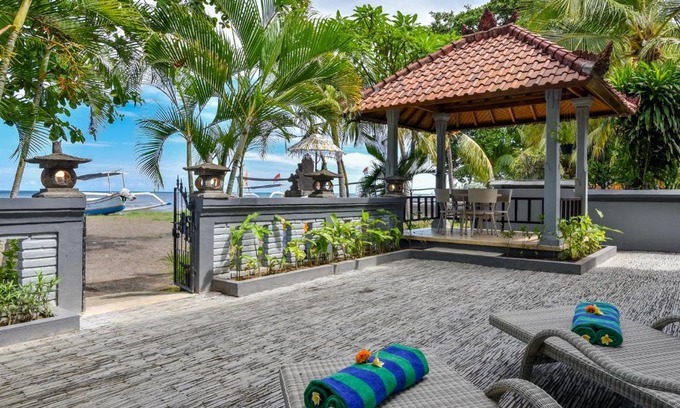 Lovina Villa | Villa Spice House Inn Downstair