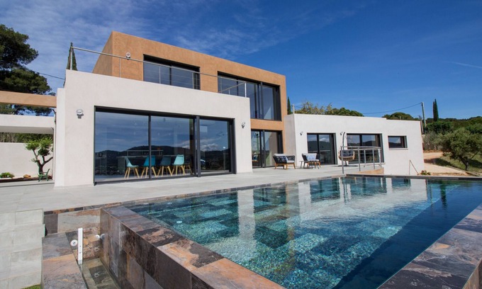 Carqueiranne Villa | VILLA TITIMAMA CARQUEIRANNE