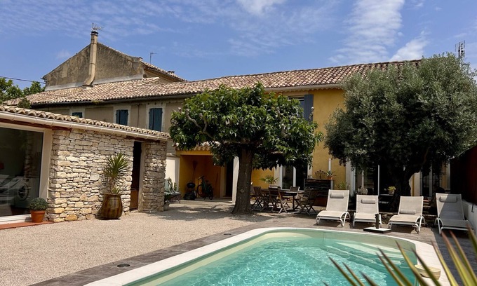 Suze-la-Rousse Ski Chalet | Village house with private pool and air conditioning, Suze-la-Rousse – Drôme Provençale
