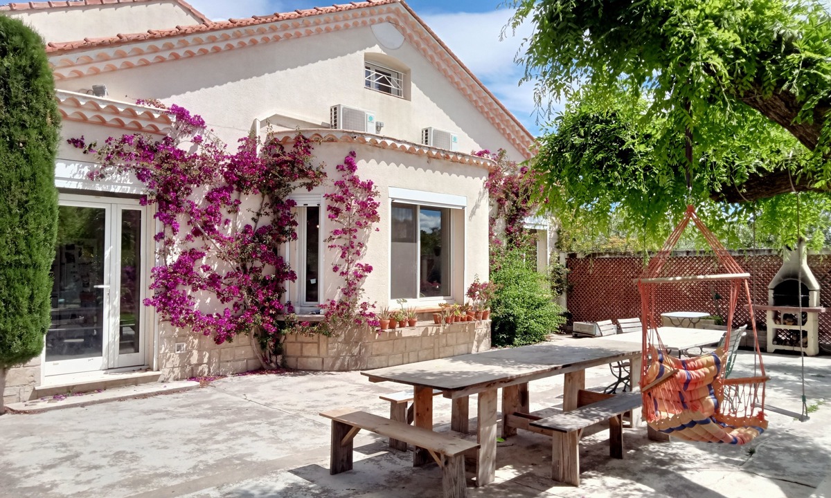 Montfrin House | La Villa de Lo'ré
