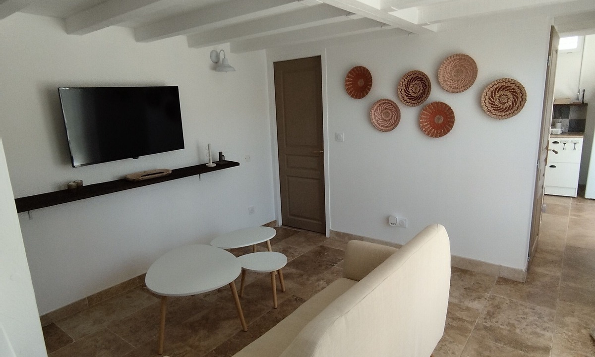 Boulbon House | Amandine's gîte