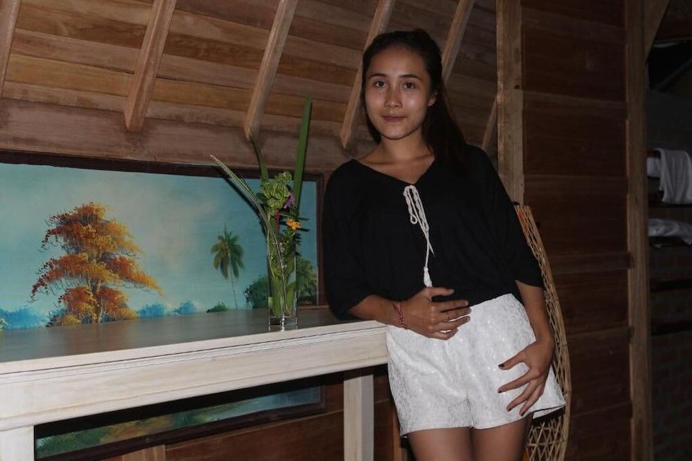 Photo of Human In Picture in Tejakula