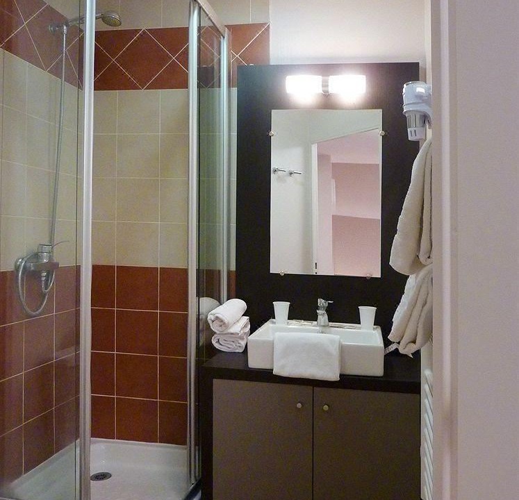 Photo of Bathroom in Sud
