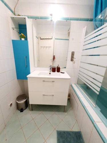 Photo of Bathroom in Marignane