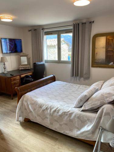 Photo of Bedroom in Plaisians