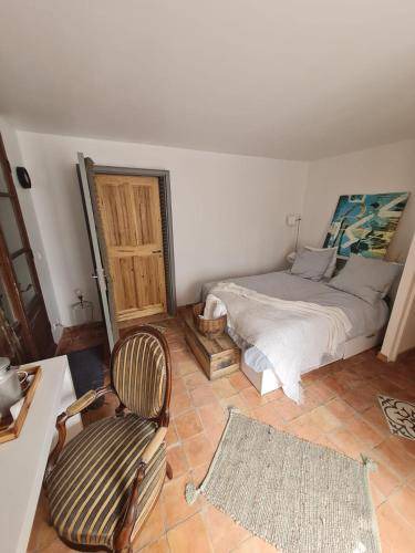 Photo of Bedroom in Volonne