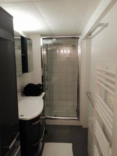 Photo of Bathroom in Figanieres
