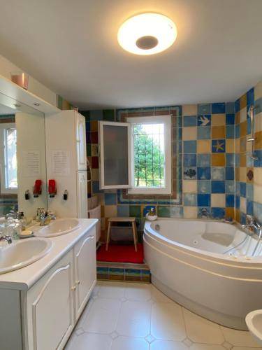 Photo of Bathroom in Aix-en-Provence