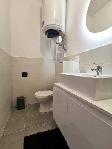 Photo of Bathroom in Miramas