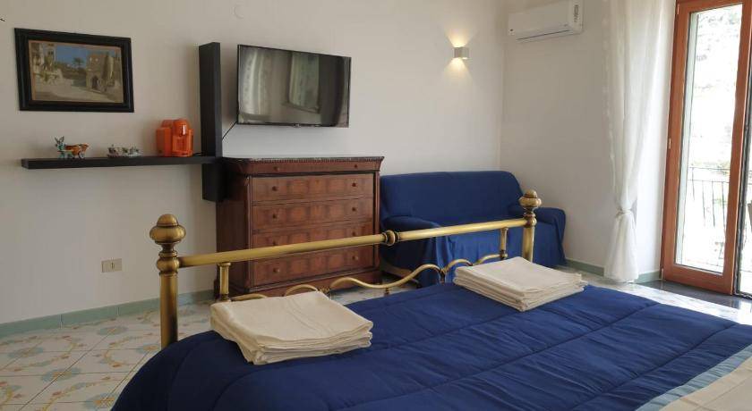 Photo of Bedroom in Minori