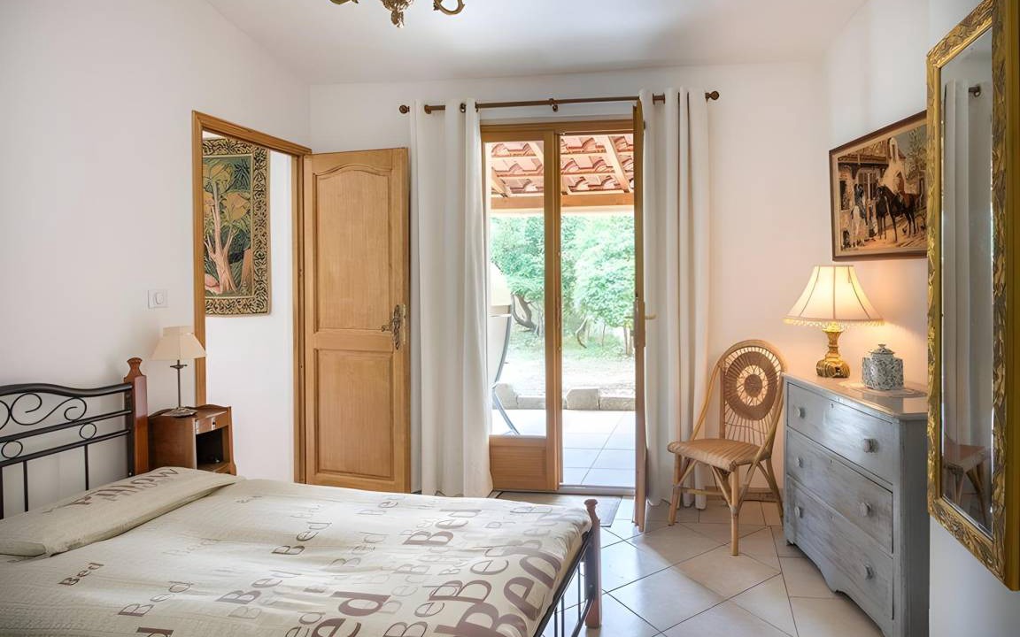 Photo of Others in Beaucaire