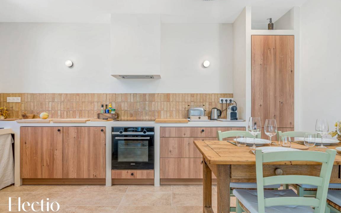 Photo of Kitchen in Lourmarin