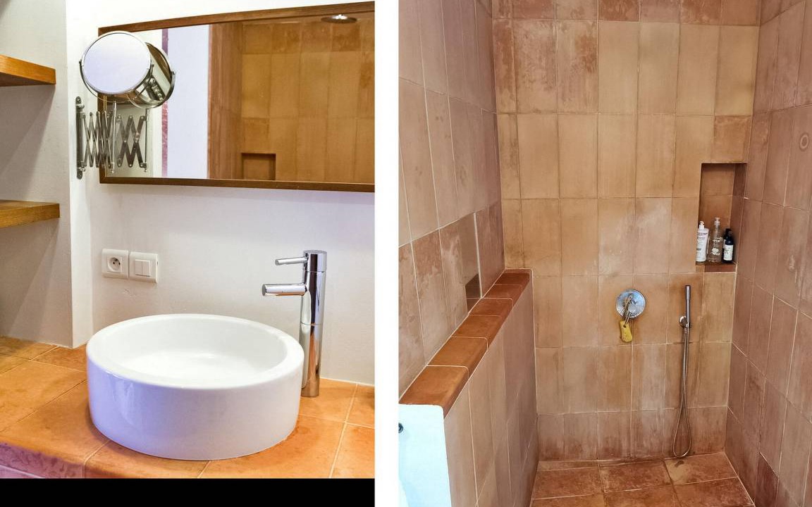 Photo of Bathroom in Hyeres City Centre