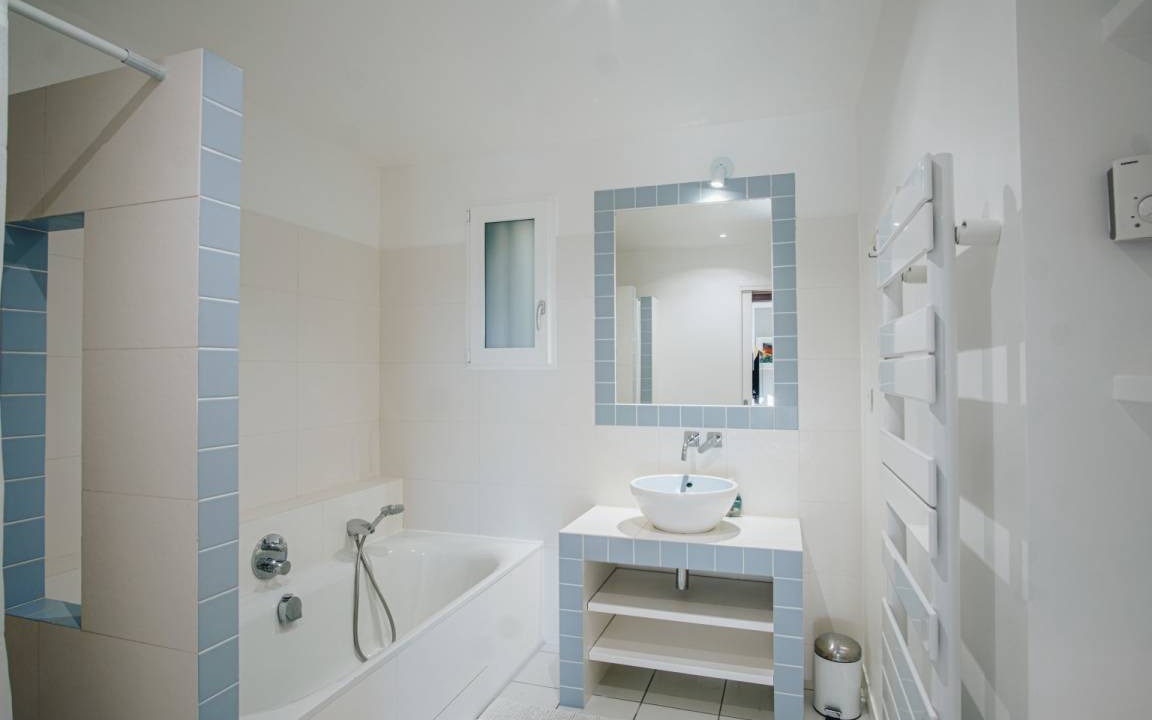 Photo of Bathroom in Auribeau