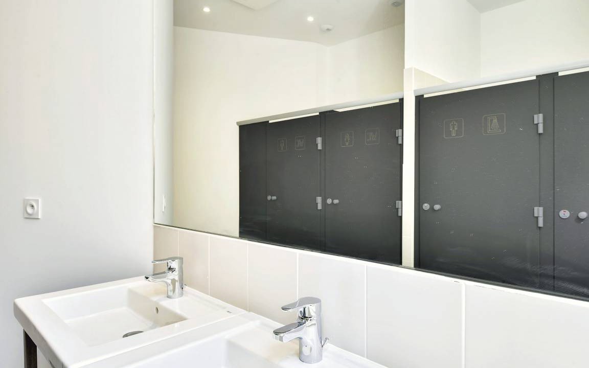 Photo of Bathroom in Les Grands Carmes