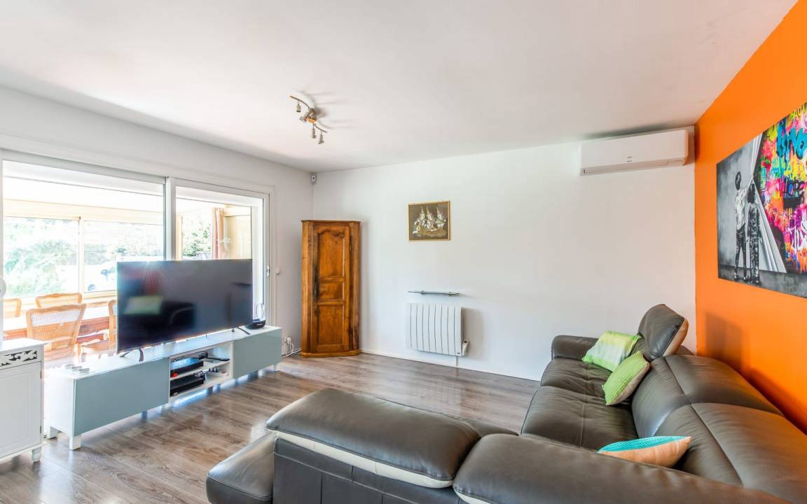 Photo of Livingroom in Morieres-les-Avignon