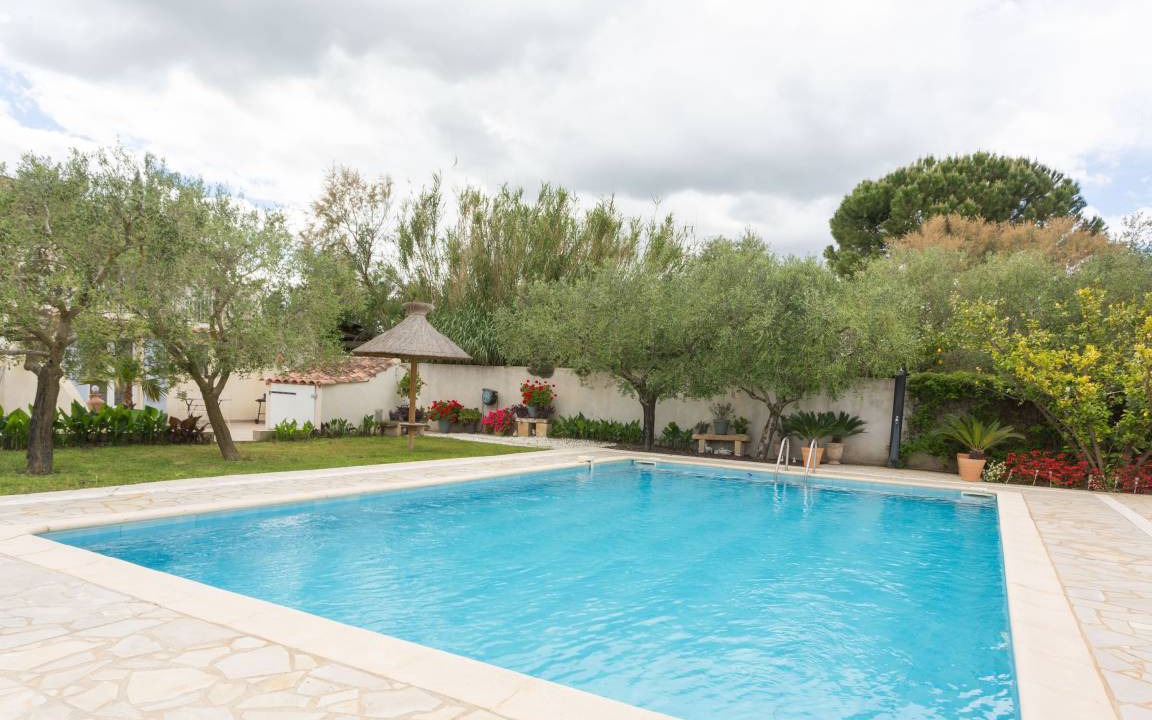 Photo of Others in Beaucaire
