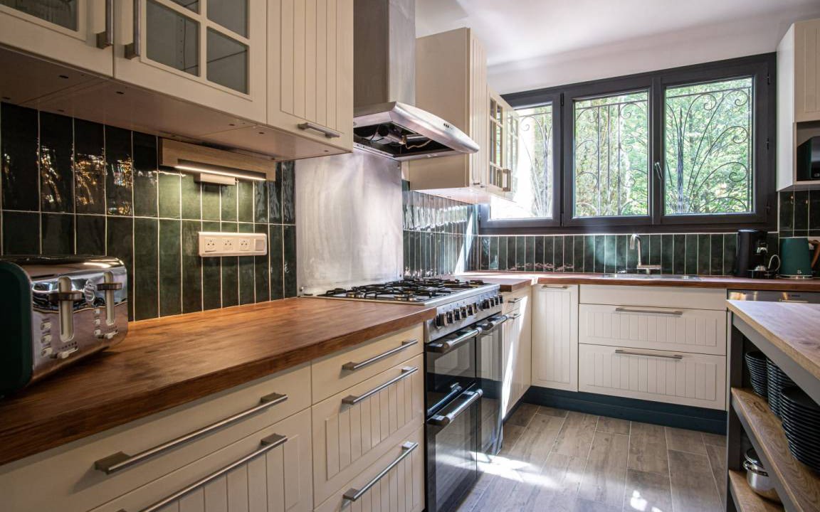 Photo of Kitchen in Fontaine-de-Vaucluse