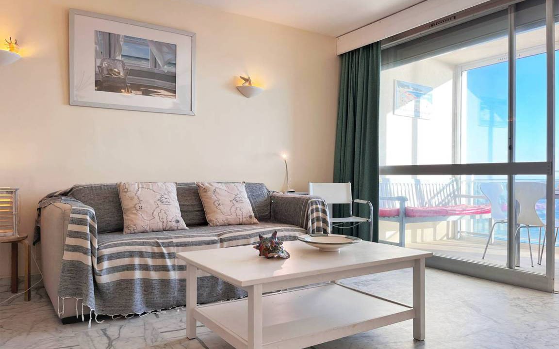 Photo of Livingroom in Cavaliere Beach