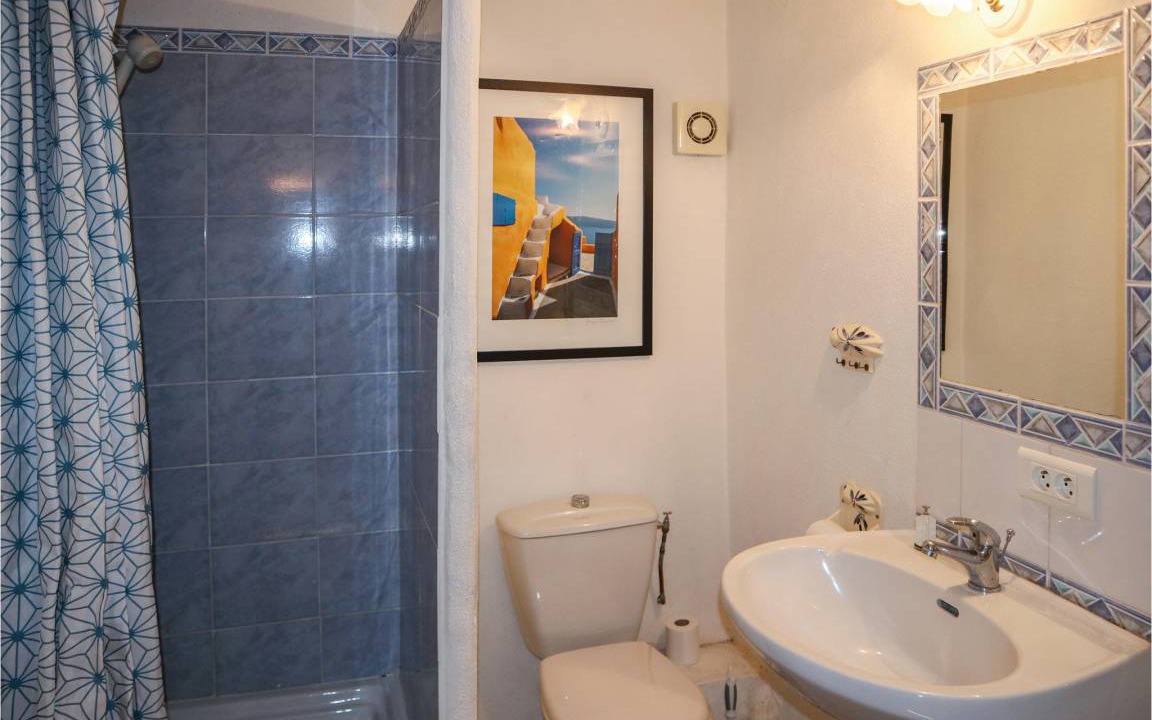 Photo of Bathroom in Villes-sur-Auzon