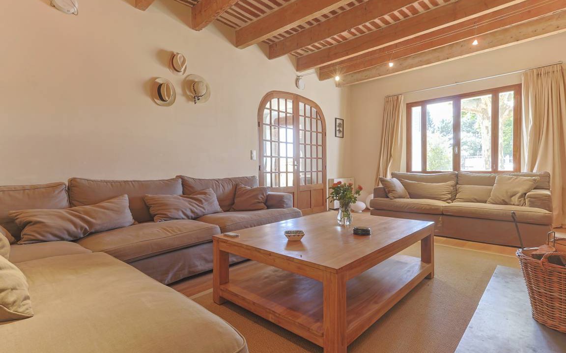 Photo of Livingroom in Sablet