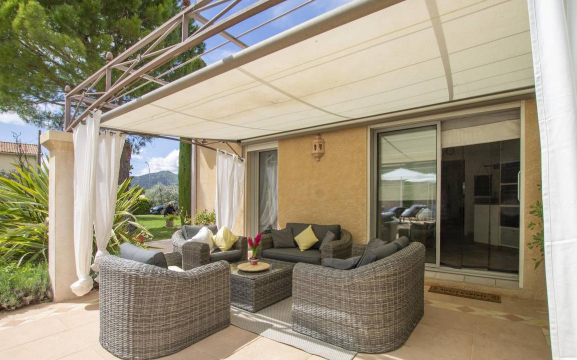 Photo of Patio Balcony in Digne-les-Bains