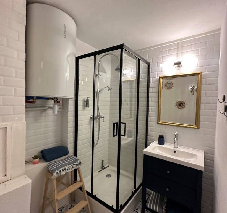 Photo of Bathroom in Miramar