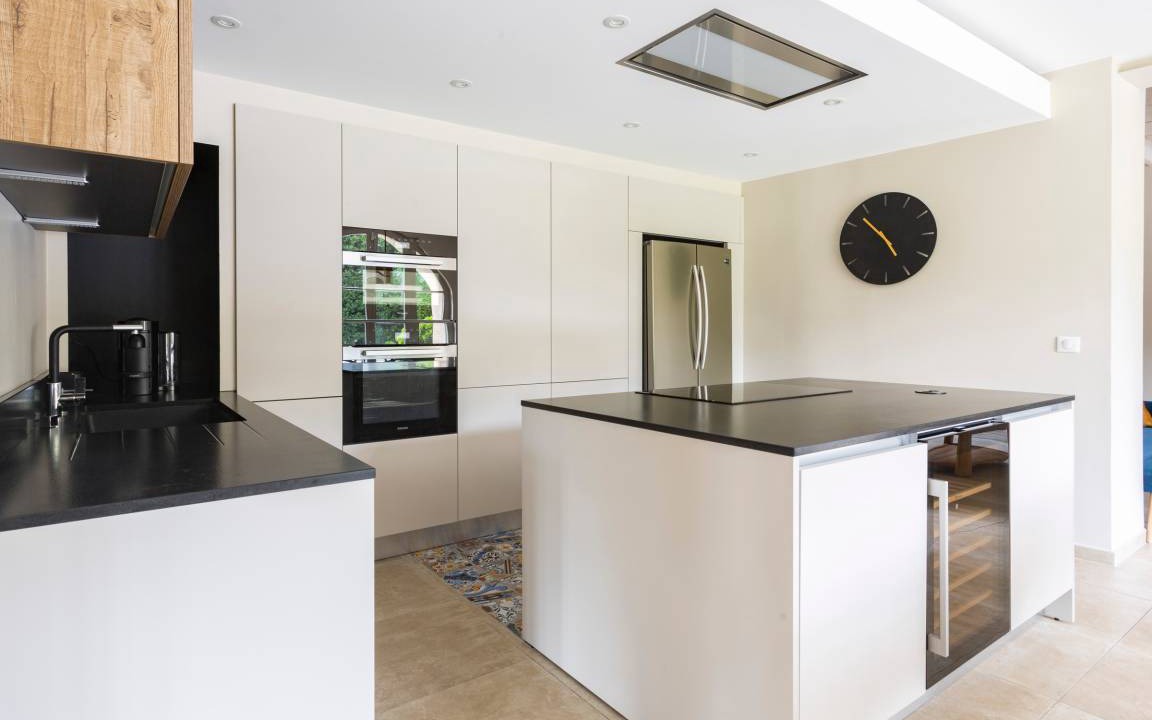 Photo of Kitchen in Saint-Etienne-du-Gres