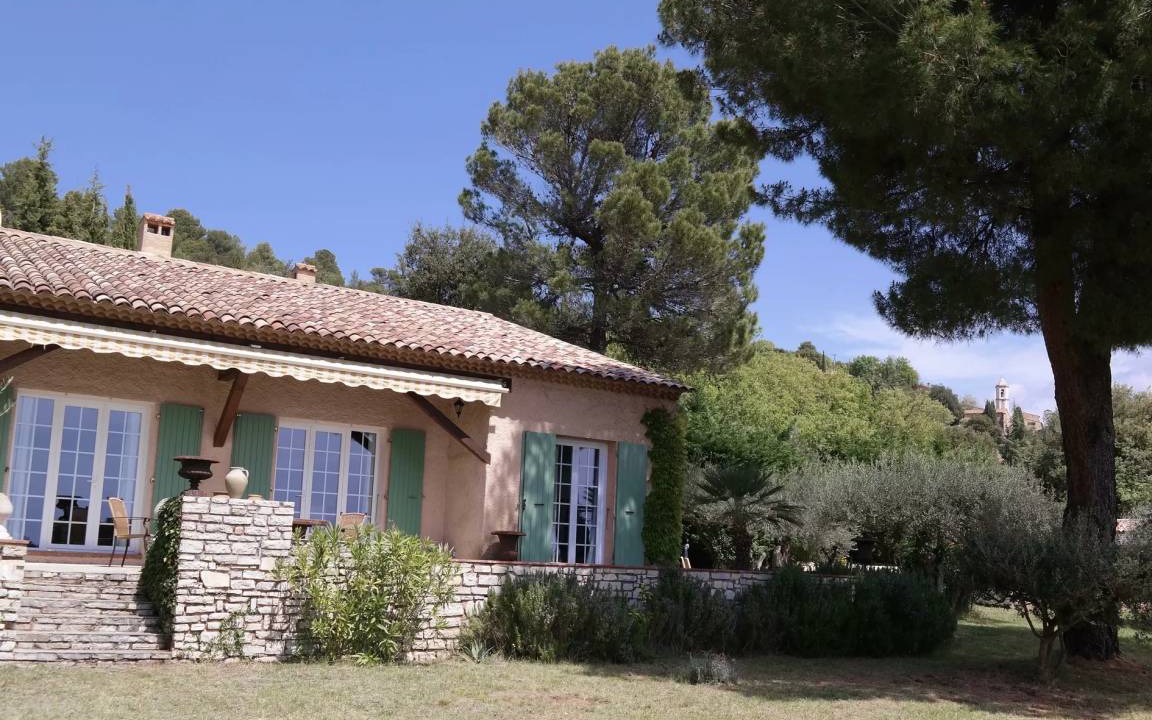 Photo of Buildings in Moissac-Bellevue