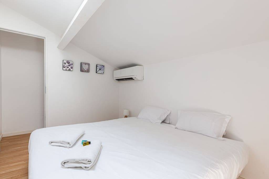 Photo of Bedroom in Montredon