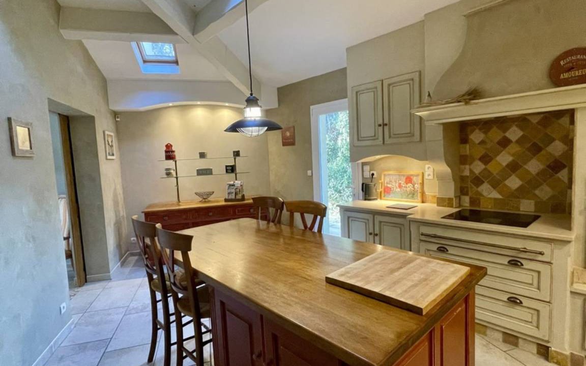 Photo of Kitchen in Cornillon-Confoux