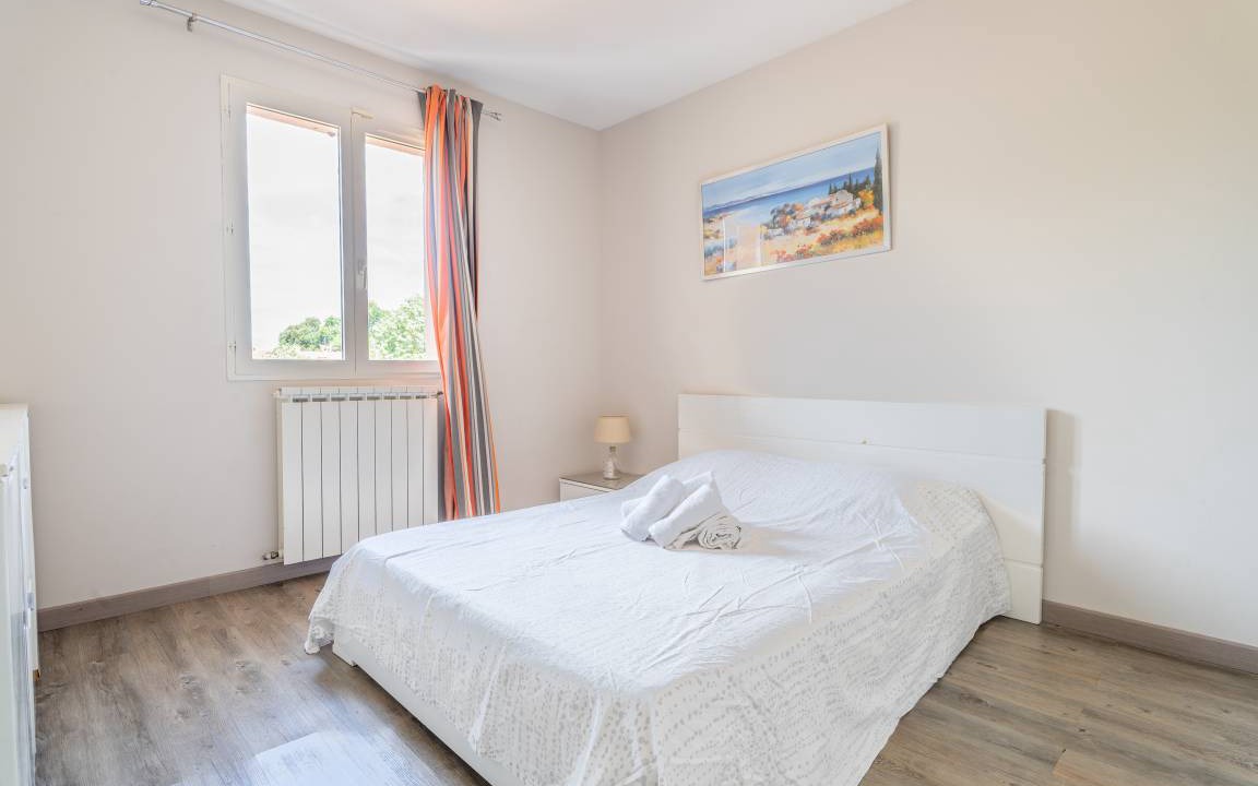 Photo of Bedroom in Sormiou