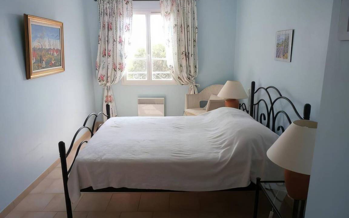 Photo of Bedroom in Saint-Maurice-sur-Eygues