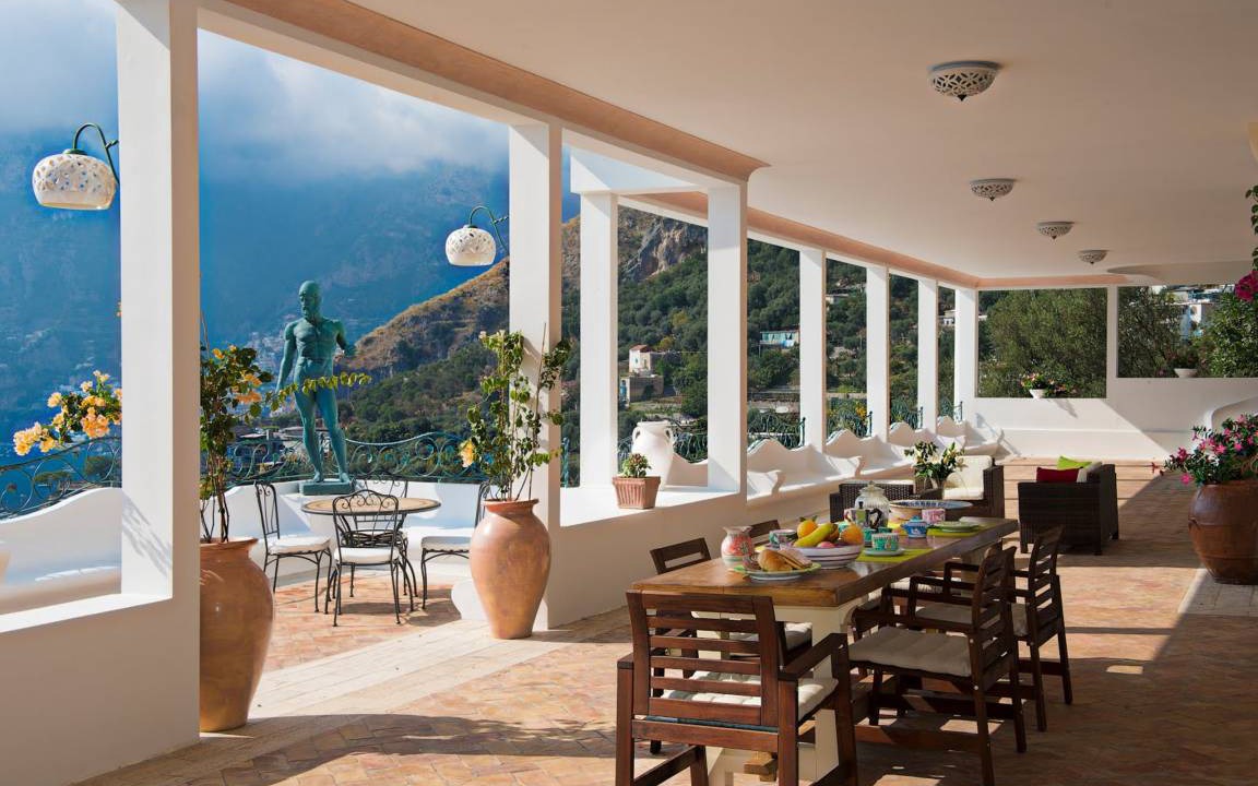Photo of Patio Balcony in Laurito