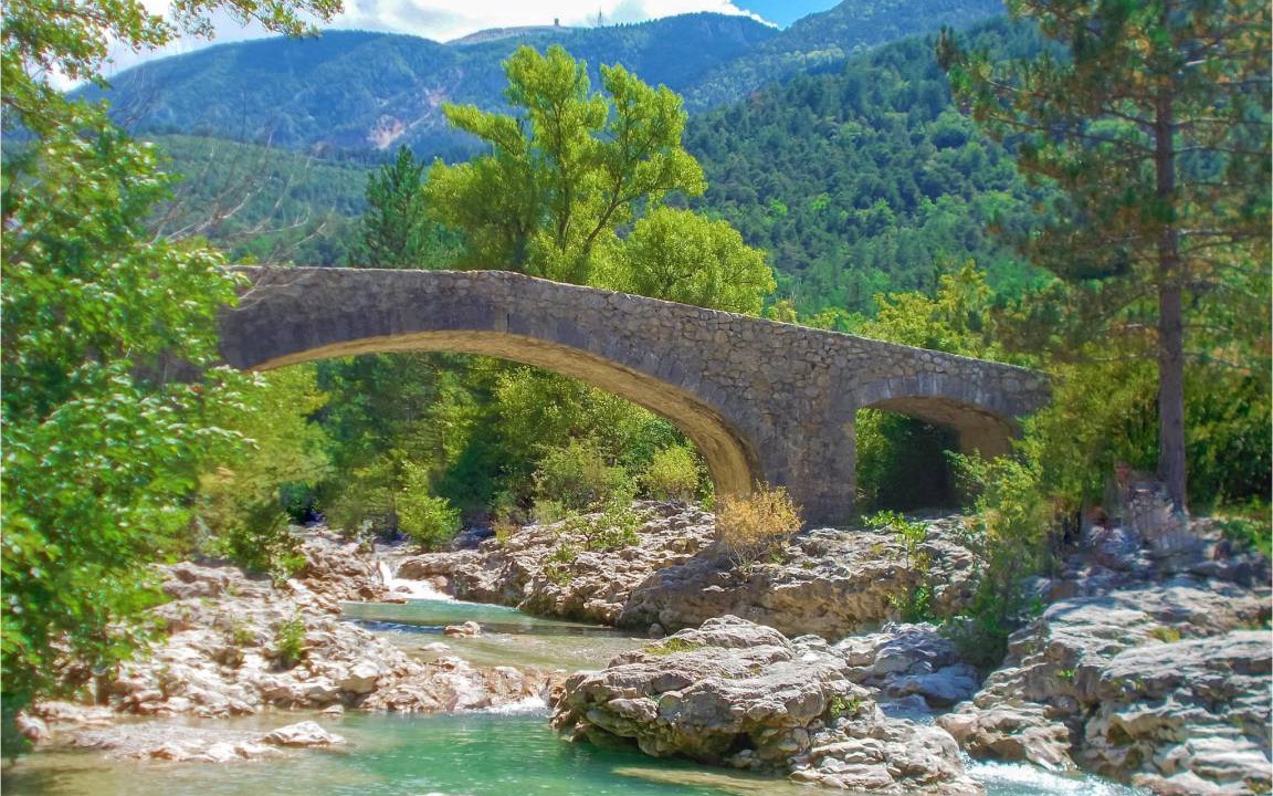 Photo of Others in Propiac